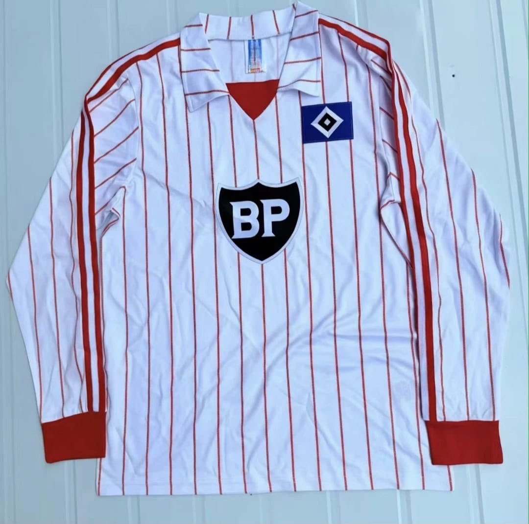 Hamburer SV 82-83